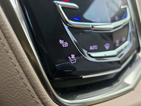 Used 2015 Cadillac CTS Luxury image 15