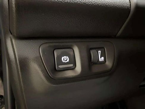Used 2018 GMC Acadia Denali w/ Technology Package FWD image 46