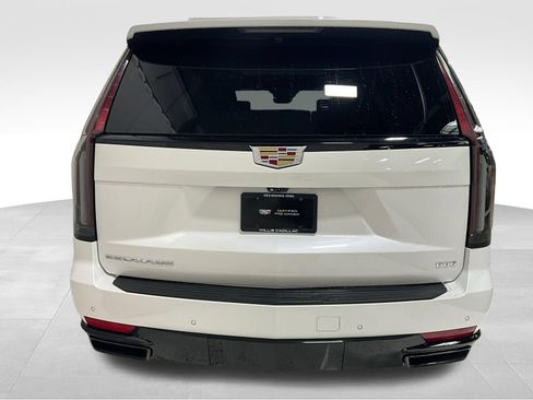 Used 2023 Cadillac Escalade Sport Platinum AWD/4WD image 6