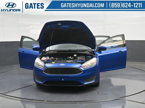 Used 2018 Ford Focus SE image 30