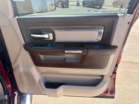 Used 2017 RAM 3500 Laramie image 30