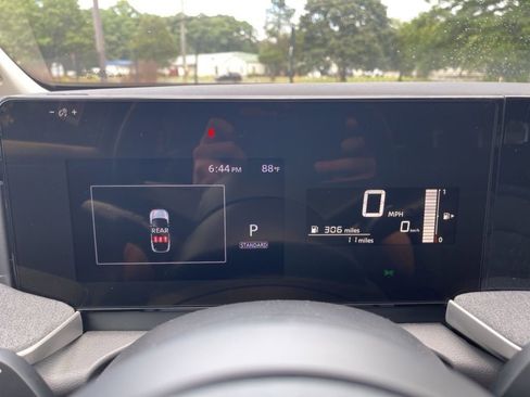 New 2026 Nissan Kicks SV w/ Interior Electronics Package image 7