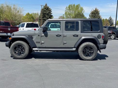 Used 2020 Jeep Wrangler Unlimited Sport AWD/4WD image 4