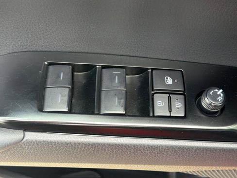 Used 2025 Toyota Camry LE w/ Convenience Package AWD/4WD image 22