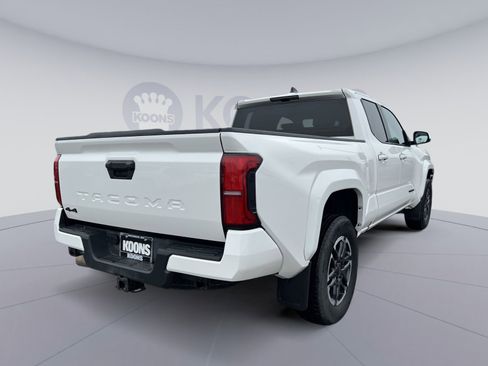 Used 2024 Toyota Tacoma TRD Sport image 7