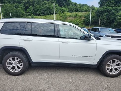 Used 2021 Jeep Grand Cherokee L Limited AWD/4WD image 8