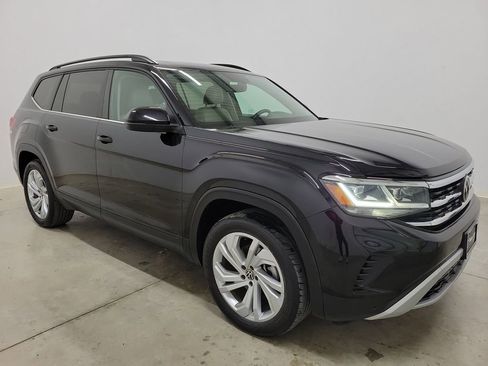Used 2021 Volkswagen Atlas SE image 4