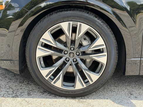 Certified 2026 Audi Q8 Premium Plus AWD/4WD image 37