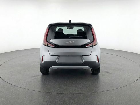 Used 2025 Kia Soul LX w/ LX Technology Package FWD image 7