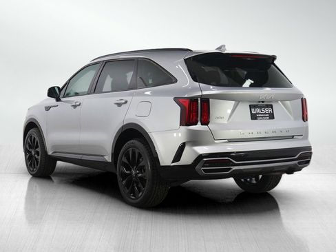 Used 2022 Kia Sorento SX image 3
