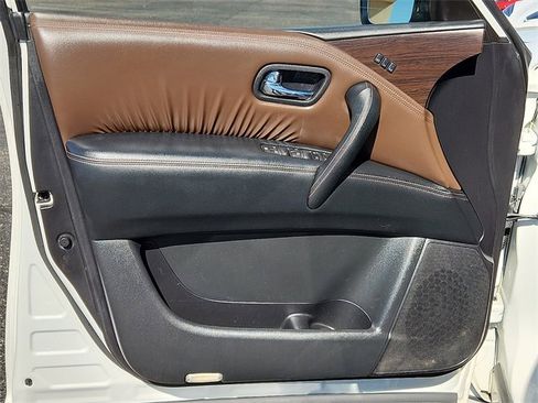 Used 2019 Nissan Armada Platinum w/ Captain's Chairs Package image 13