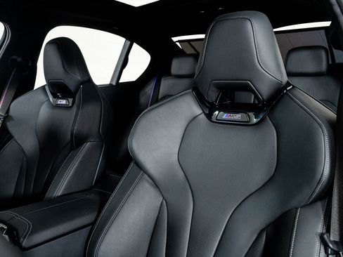 Used 2026 BMW M5 w/ Executive Package image 3