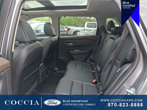 Used 2021 Nissan Rogue SV w/ Premium Package AWD/4WD image 10