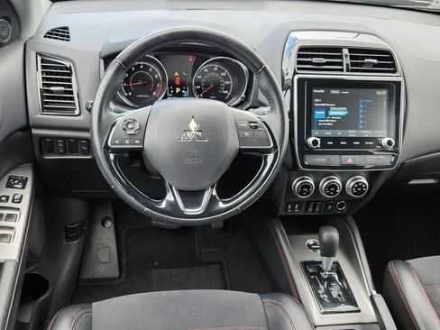 Used 2024 Mitsubishi Outlander Sport ES AWD/4WD image 9