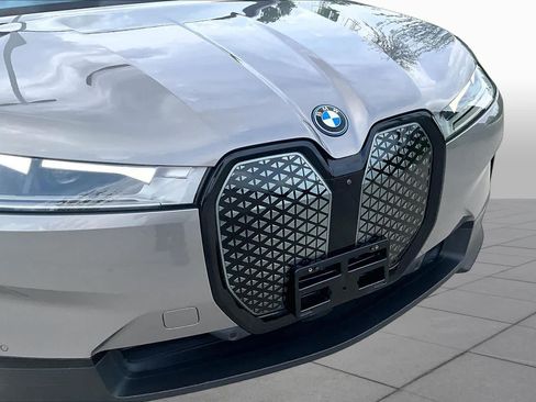 Used 2024 BMW iX xDrive50 w/ Convenience Package AWD/4WD image 29