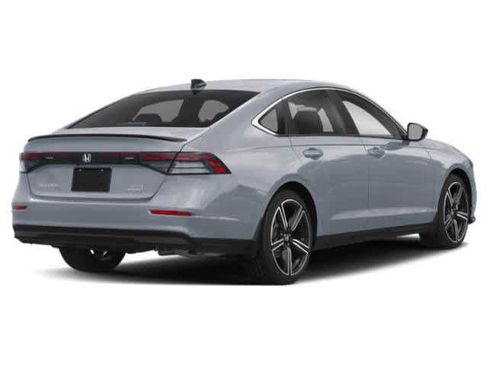 Used 2025 Honda Accord Sport image 2
