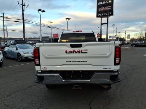 Used 2022 GMC Sierra 2500 SLE w/ SLE Convenience Package image 4