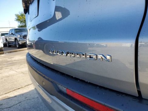 New 2026 GMC Acadia Elevation image 9