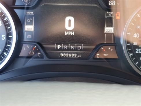 Used 2020 RAM 1500 Laramie image 23