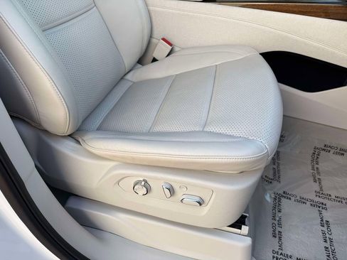 Used 2023 Cadillac Escalade Sport Platinum image 15