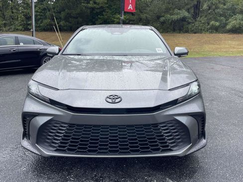 Used 2026 Toyota Camry SE w/ Convenience Package FWD image 6