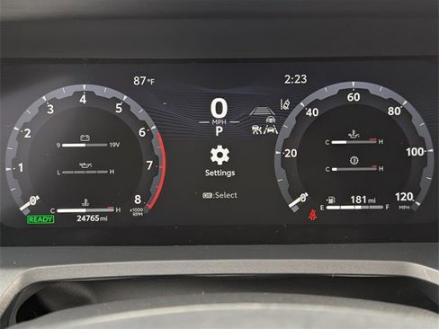 Used 2024 Toyota Tacoma Limited image 12