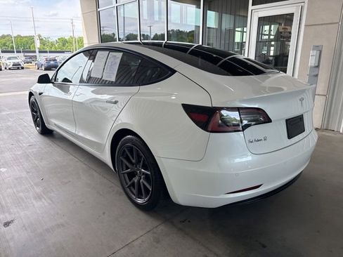 Used 2021 Tesla Model 3 Standard Range Plus RWD image 15