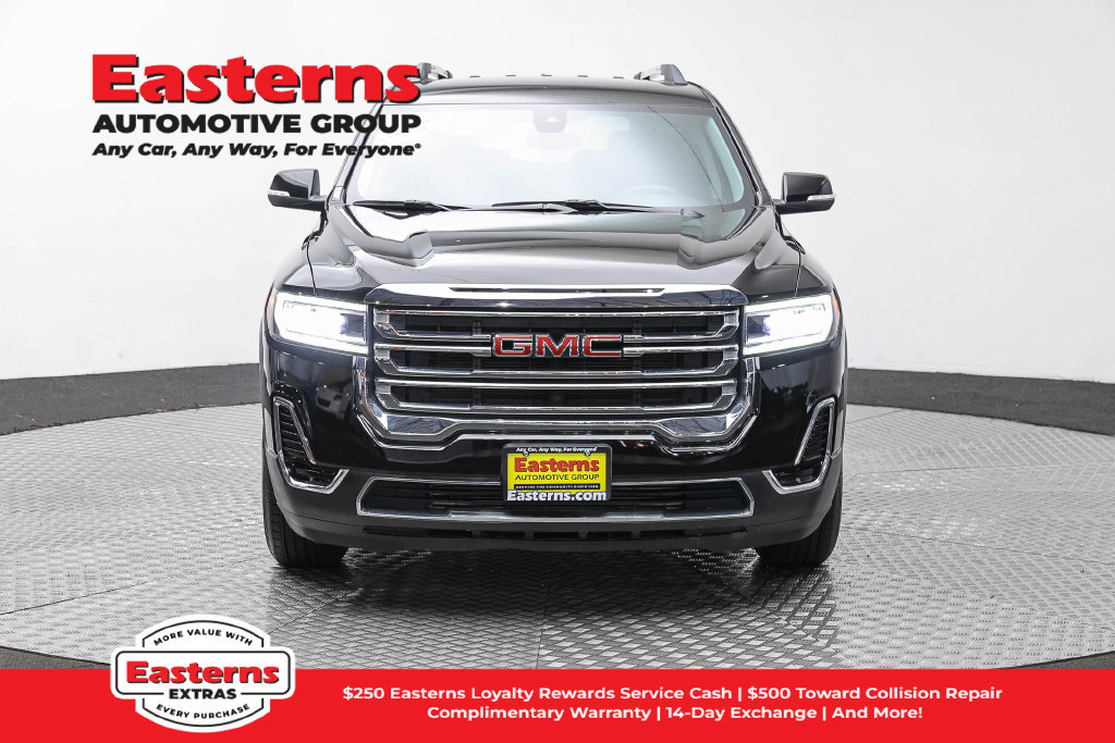 Used 2023 GMC Acadia SLE w/ Driver Convenience Package AWD/4WD image 3