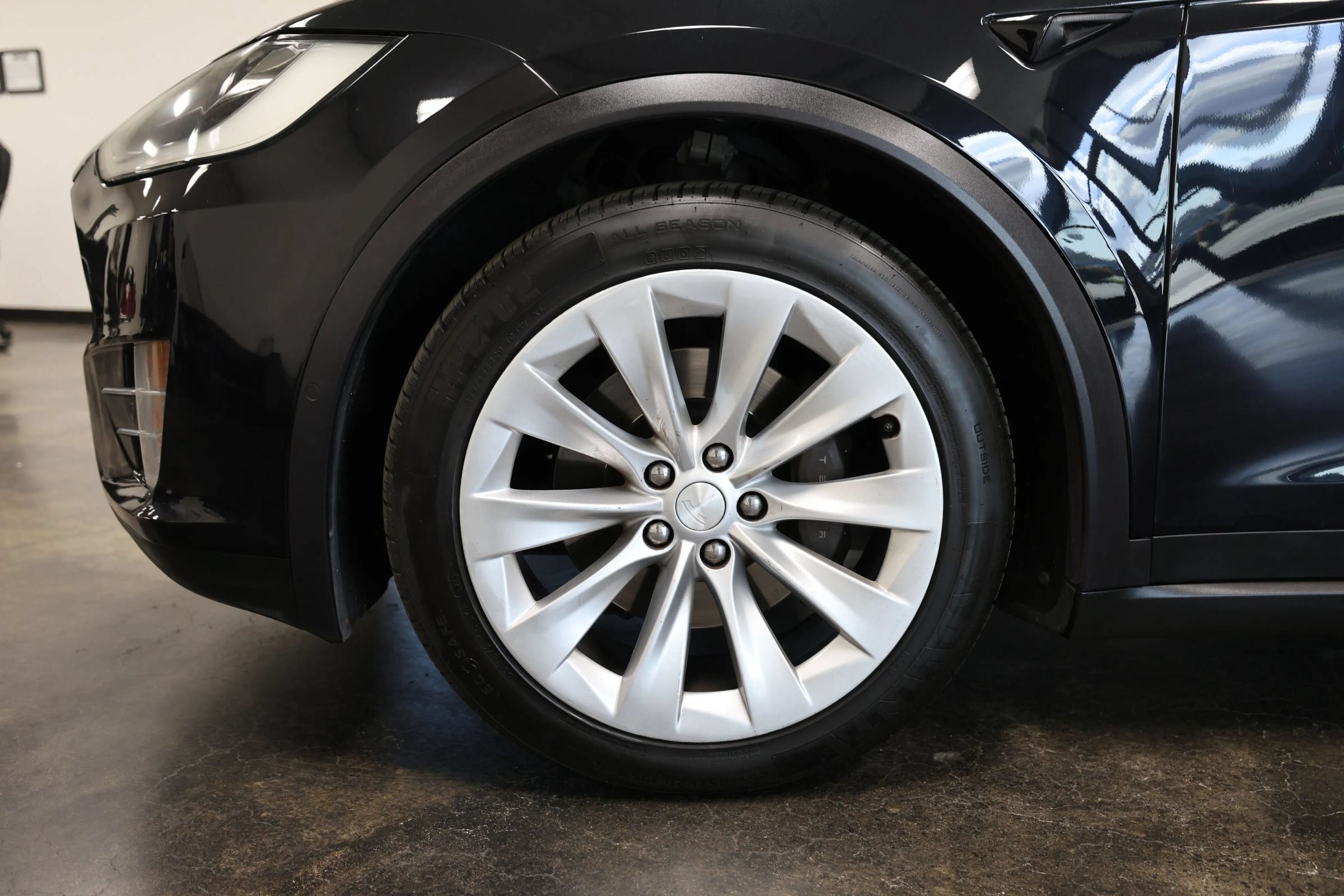 Used 2017 Tesla Model X 90D AWD/4WD image 20