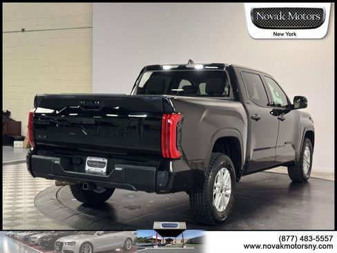 Used 2023 Toyota Tundra SR5 w/ SR5 Convenience Package AWD/4WD image 10