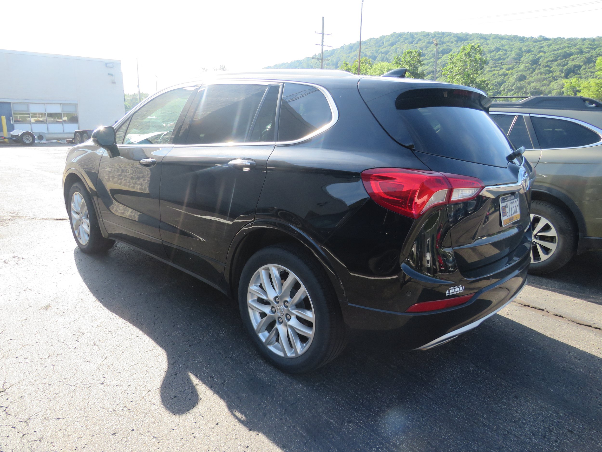 Used 2019 Buick Envision Premium w/ Driver Confidence Package AWD/4WD image 5