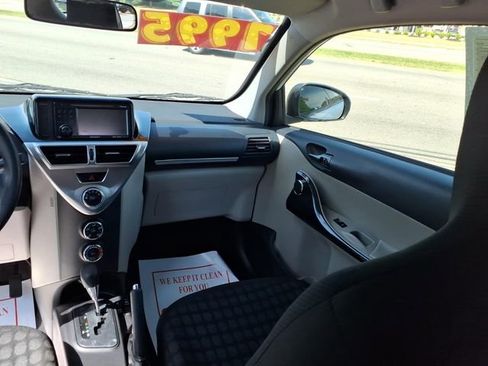 Used 2012 Scion iQ w/ Rear Speaker Pkg FWD image 9