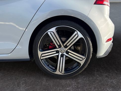 Used 2018 Volkswagen GTI S image 10