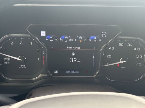 Used 2021 GMC Yukon Denali w/ Denali Premium Package image 21