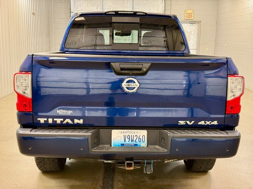Used 2021 Nissan Titan SV w/ SV Convenience Package AWD/4WD image 6