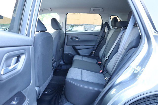 Certified 2024 Nissan Rogue SV AWD/4WD image 19
