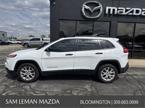 Used 2015 Jeep Cherokee Sport w/ Cold Weather Group FWD image 7