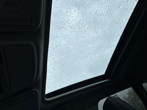 Used 2019 Subaru Forester Premium w/ All-Weather Package AWD/4WD image 28