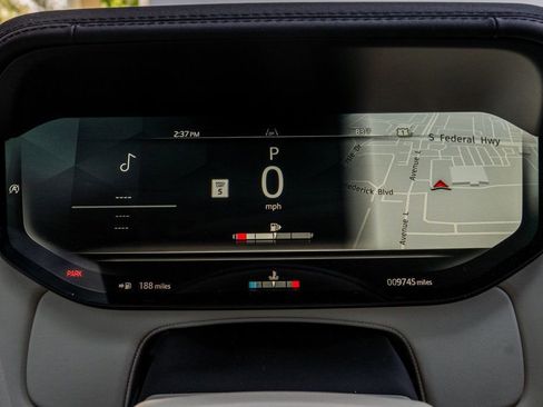 Used 2024 Land Rover Range Rover SE image 17