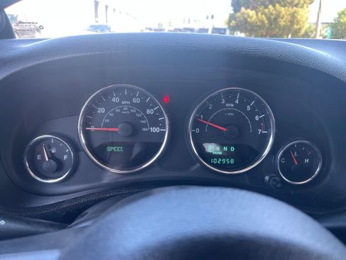 Used 2014 Jeep Wrangler Sahara w/ Dual Top Group AWD/4WD image 20