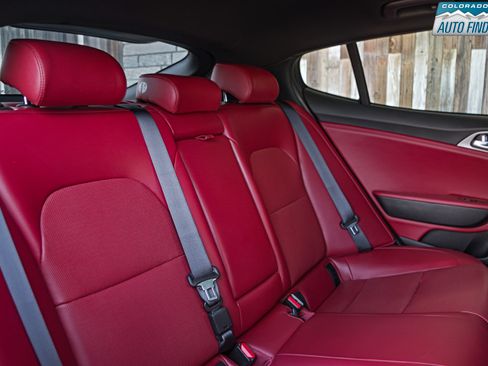 Used 2020 Kia Stinger GT1 image 23