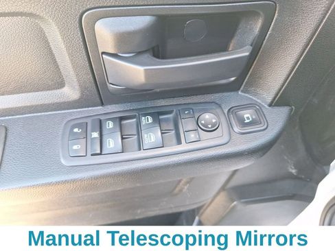 Used 2023 RAM 2500 Tradesman w/ Chrome Appearance Group AWD/4WD image 12