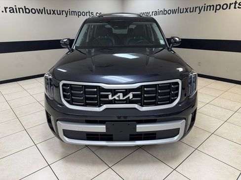 Used 2025 Kia Telluride S FWD image 2