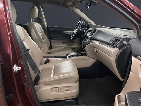 Certified 2022 Honda Pilot Special Edition image 15