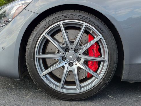 Used 2018 Mercedes-Benz AMG GT S image 13