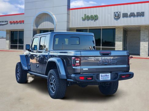 New 2025 Jeep Gladiator Rubicon image 5