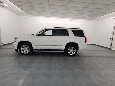 Used 2017 Chevrolet Tahoe LT w/ LT Signature Package image 5