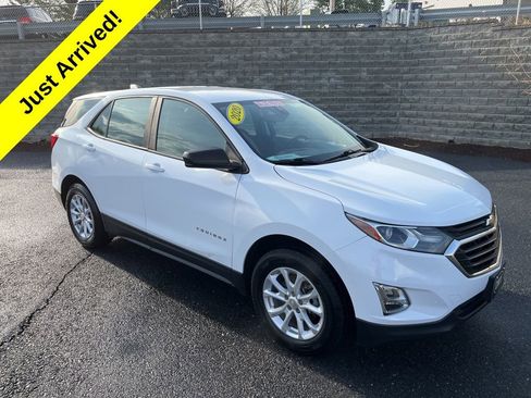 Used 2020 Chevrolet Equinox LS image 1