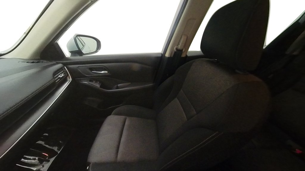 Certified 2025 Nissan Rogue SV AWD/4WD image 28
