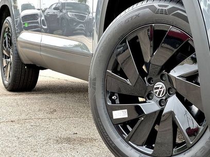 New 2026 Volkswagen Atlas Cross Sport SE